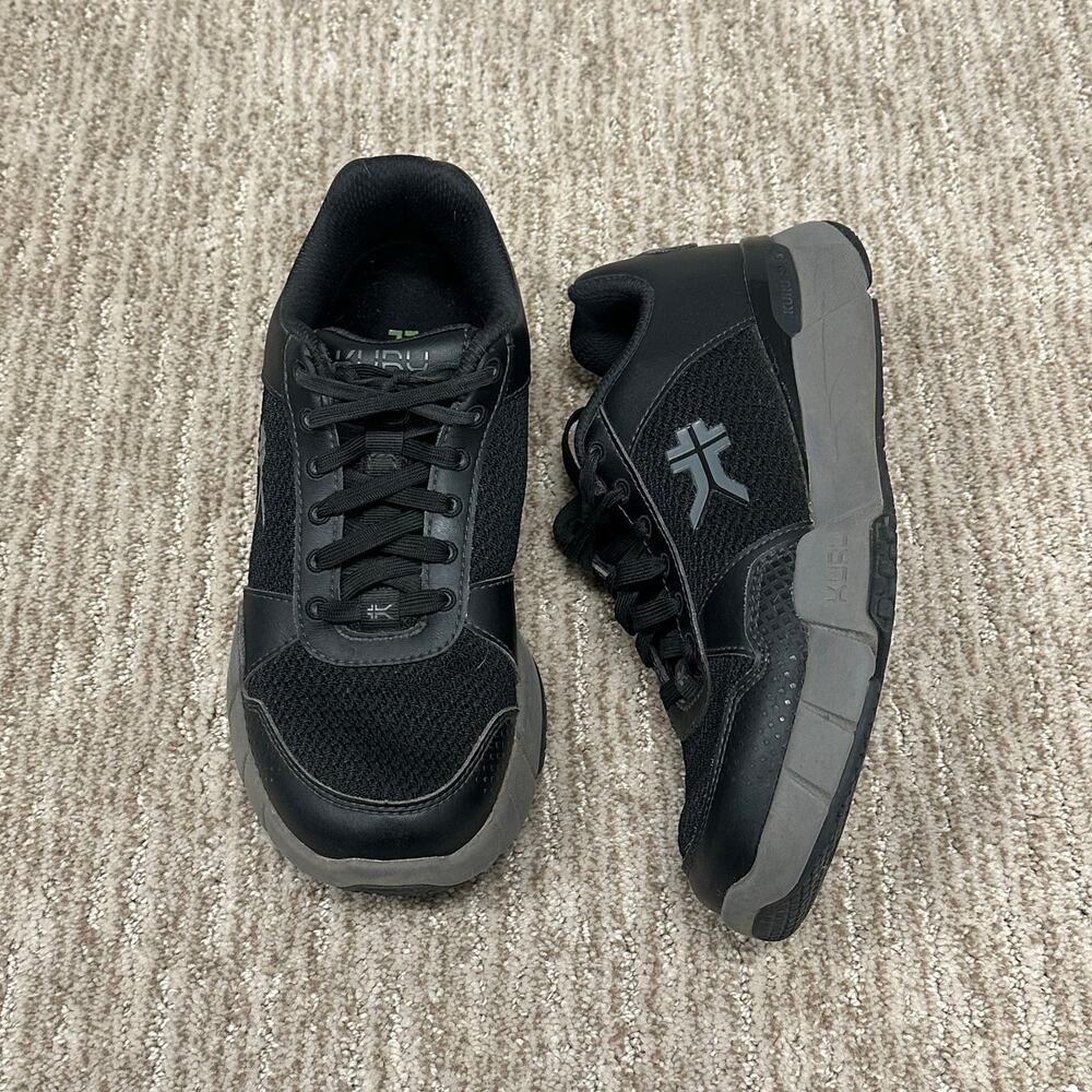 NWOB Kuru Quantum 2 black size 7 shoe sneakers